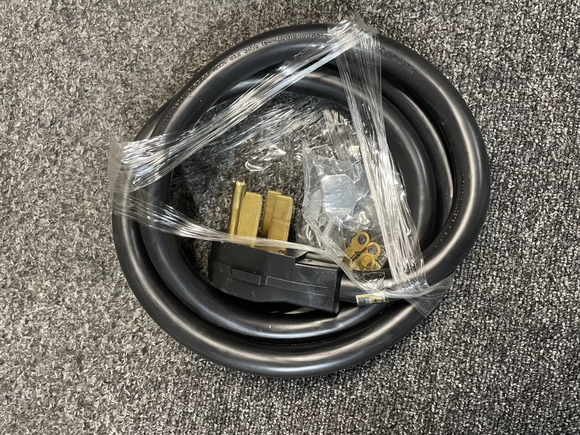 ACCESSORY - Range Cord Installation Kit, 4 Prong Plug, 6 ft.