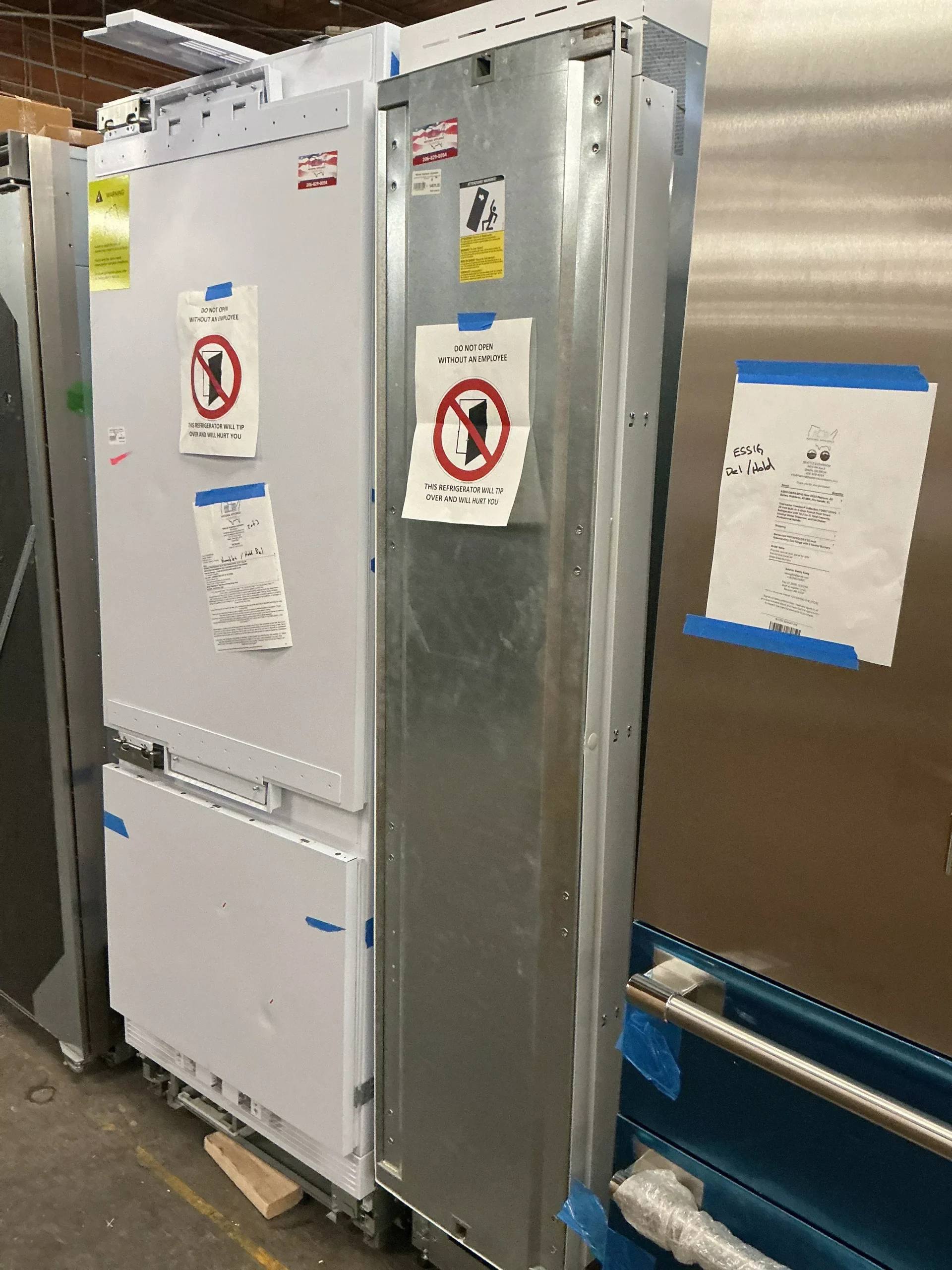 Bertazzoni REF18FCIPRR Column Freezer (Open Box / Scratch & Dent)