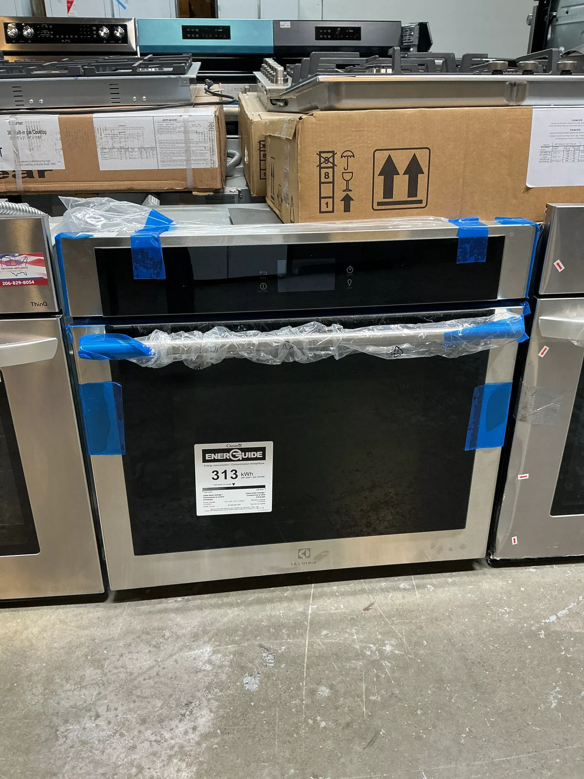 Electrolux ECWS3011AS Single Wall Oven (Open Box / Scratch & Dent)
