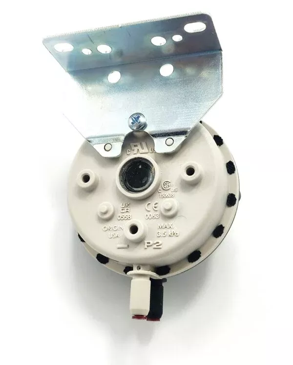 Pressure Switch with Bracket | NBK-21105