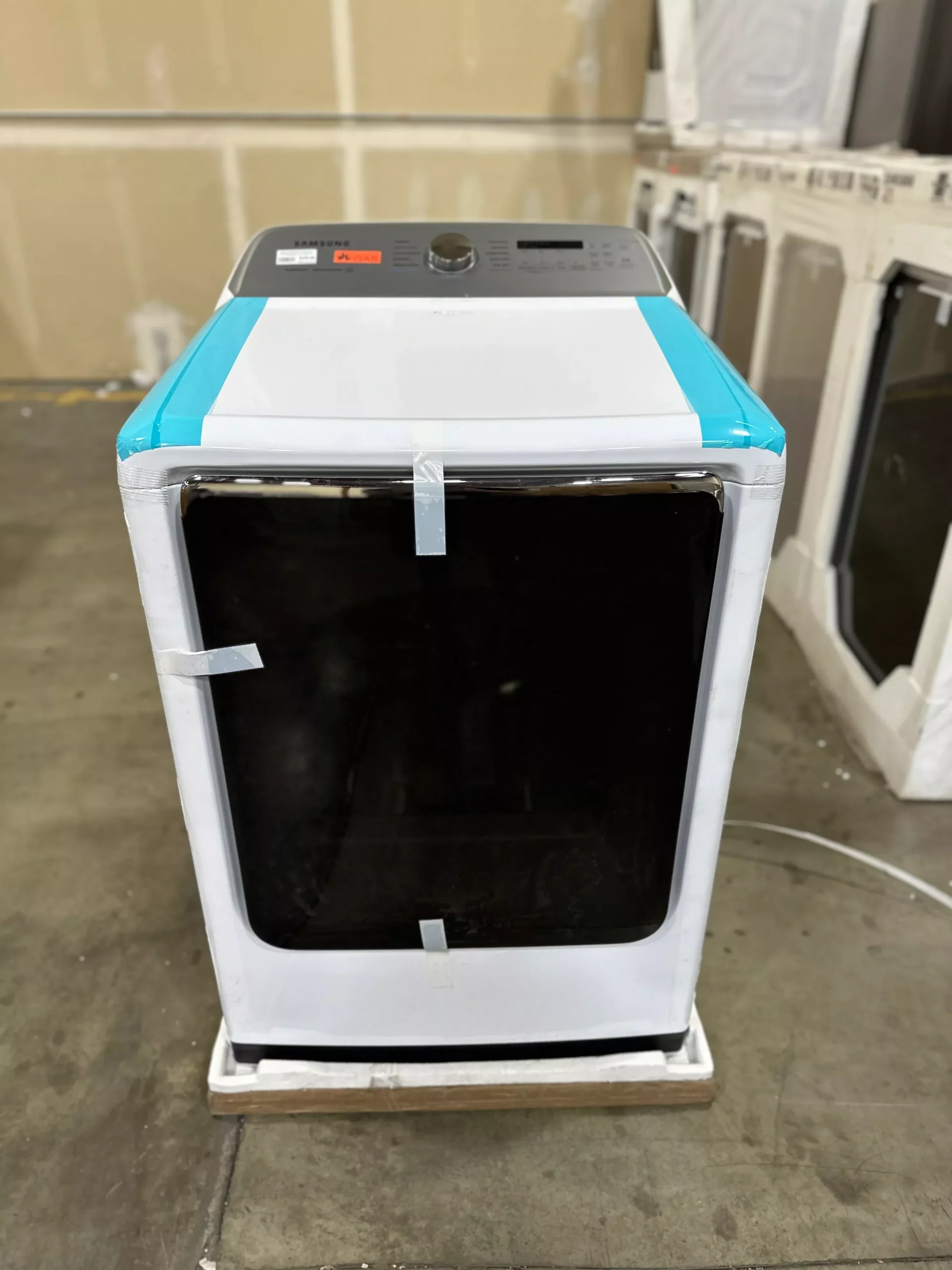 Samsung DVG54R7200W Gas Dryer (Open-Box / Scratch & Dent)